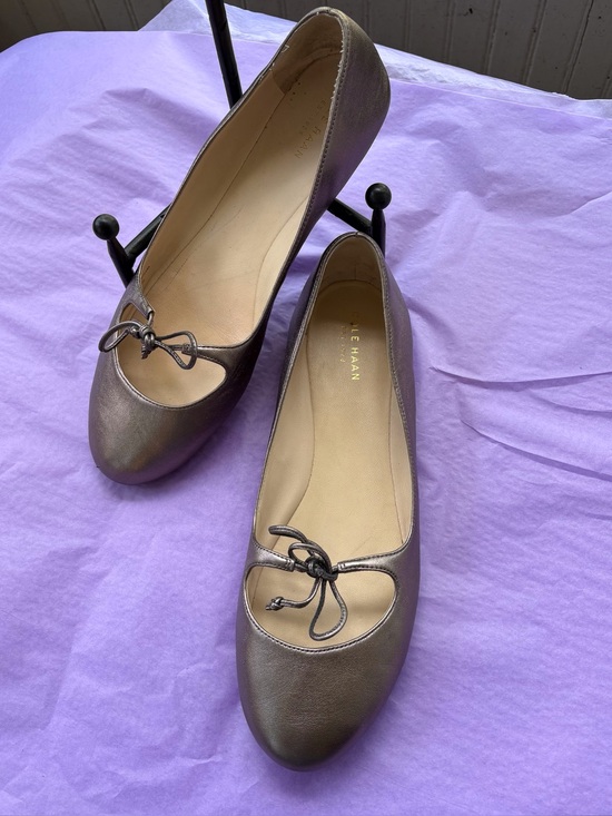 Cole Haan Shoes - Cole Haan Metallic Pewter Leather Ballet Flats with Bow